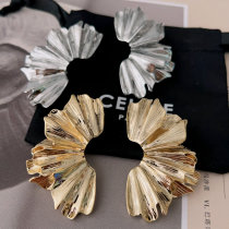 Chunky fan earrings