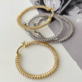 Basic zircon hoop