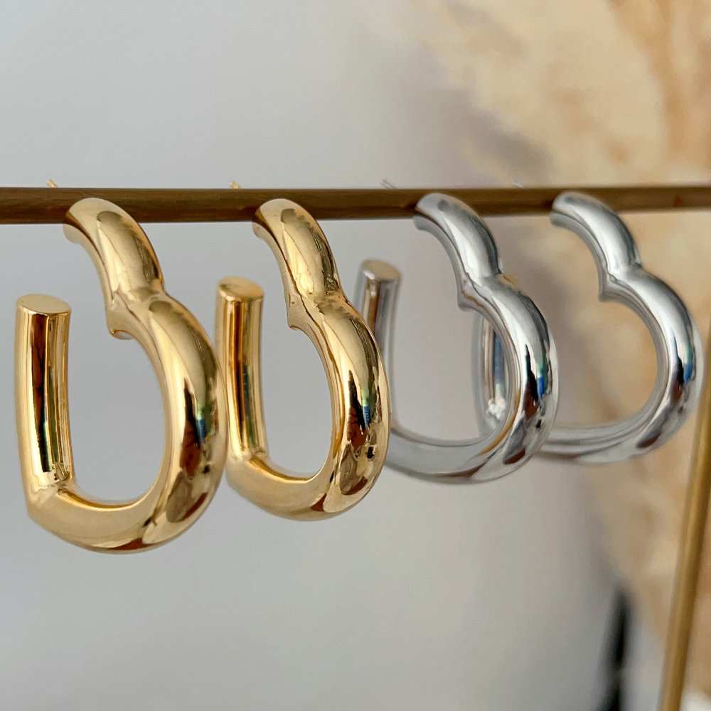 Chunky heart earrings