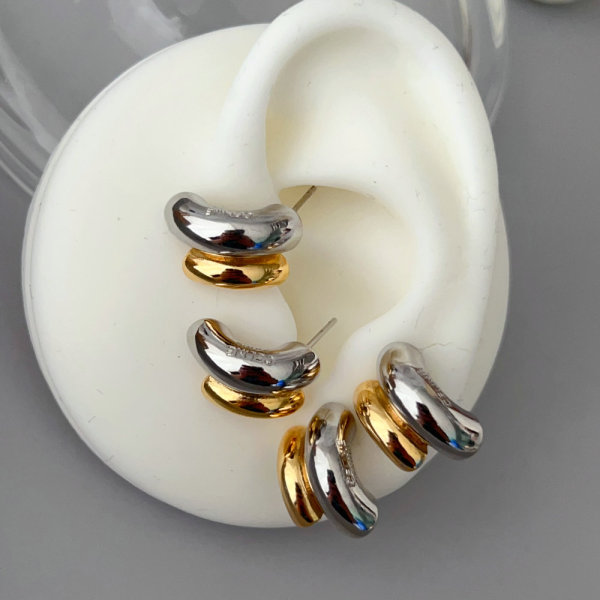 Silver and gold metal hoop