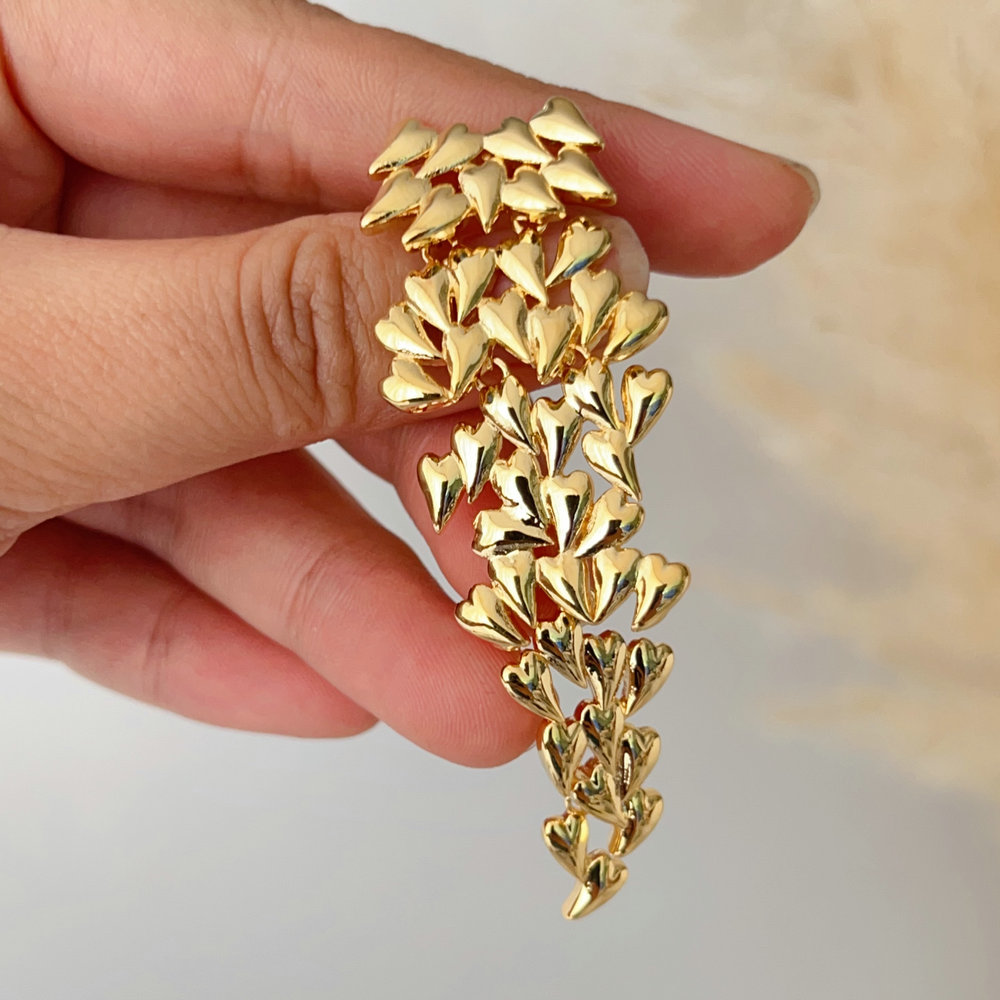 Chunky heart earrings