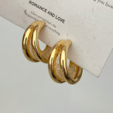 Metal fan earrings