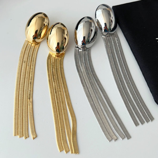 Long chain tassel oval earrings