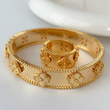 Clover bangle with ring