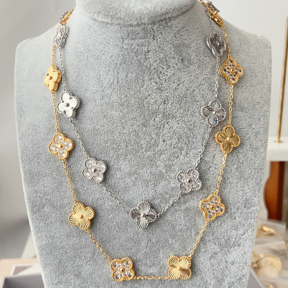 Ten clover necklace