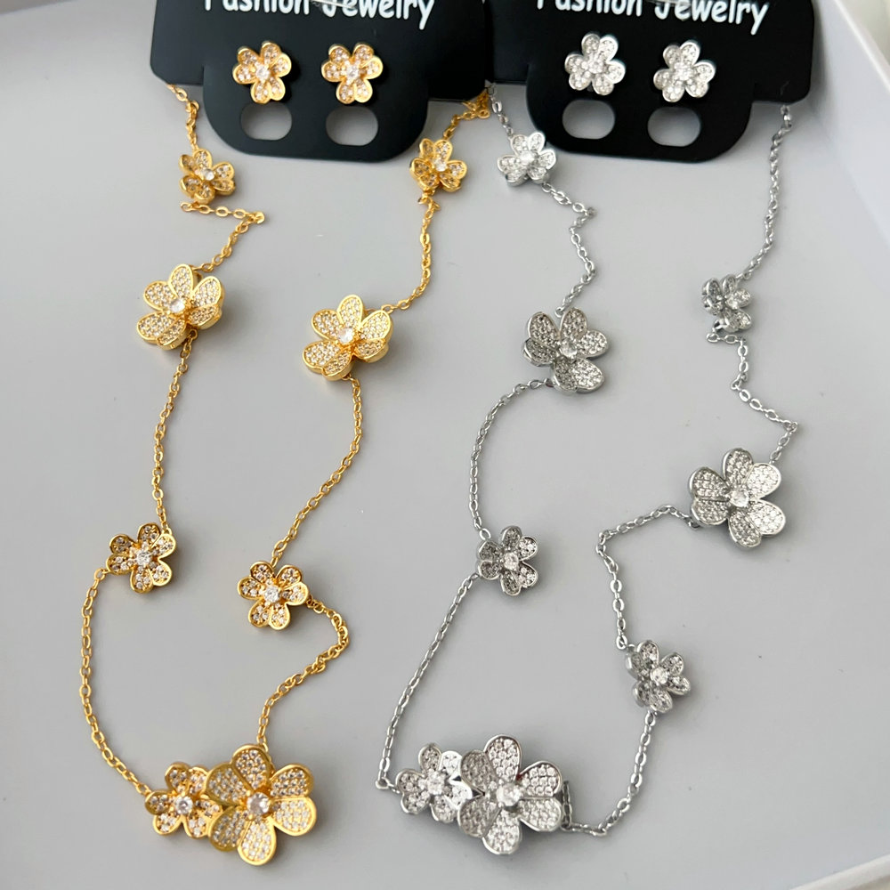 Pave zircon flower necklace set with earrings