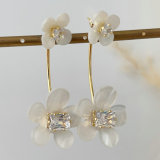 Flower earrings