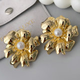 Metal chunky flower earrings