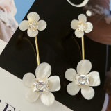 Flower earrings