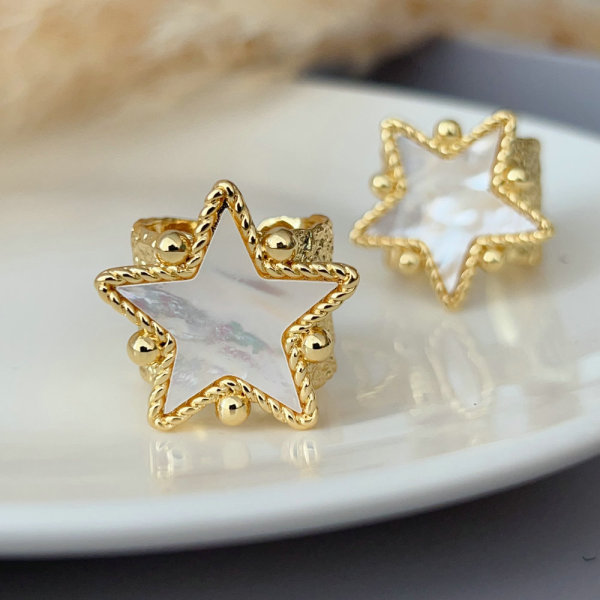 Star ring