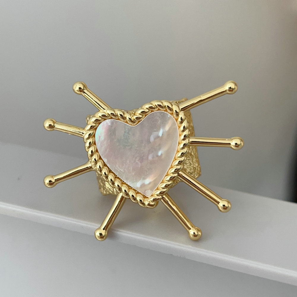 Shell heart ring