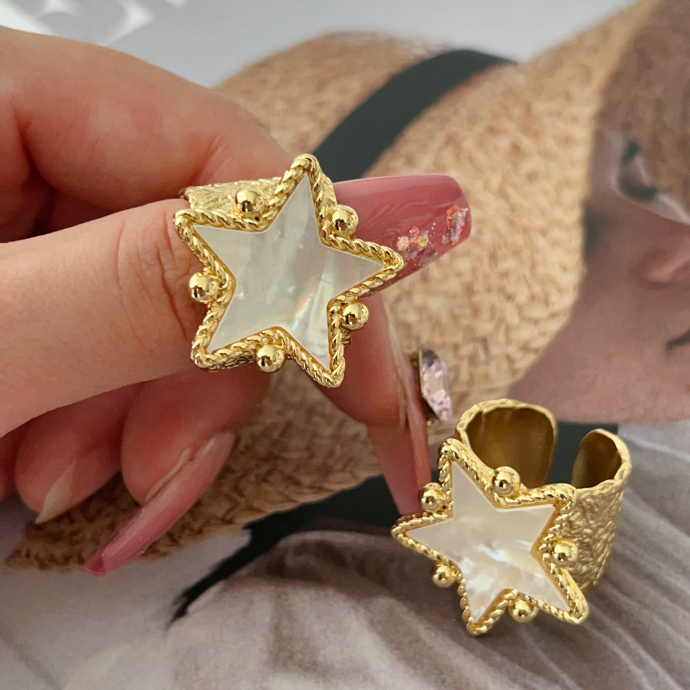 Star ring
