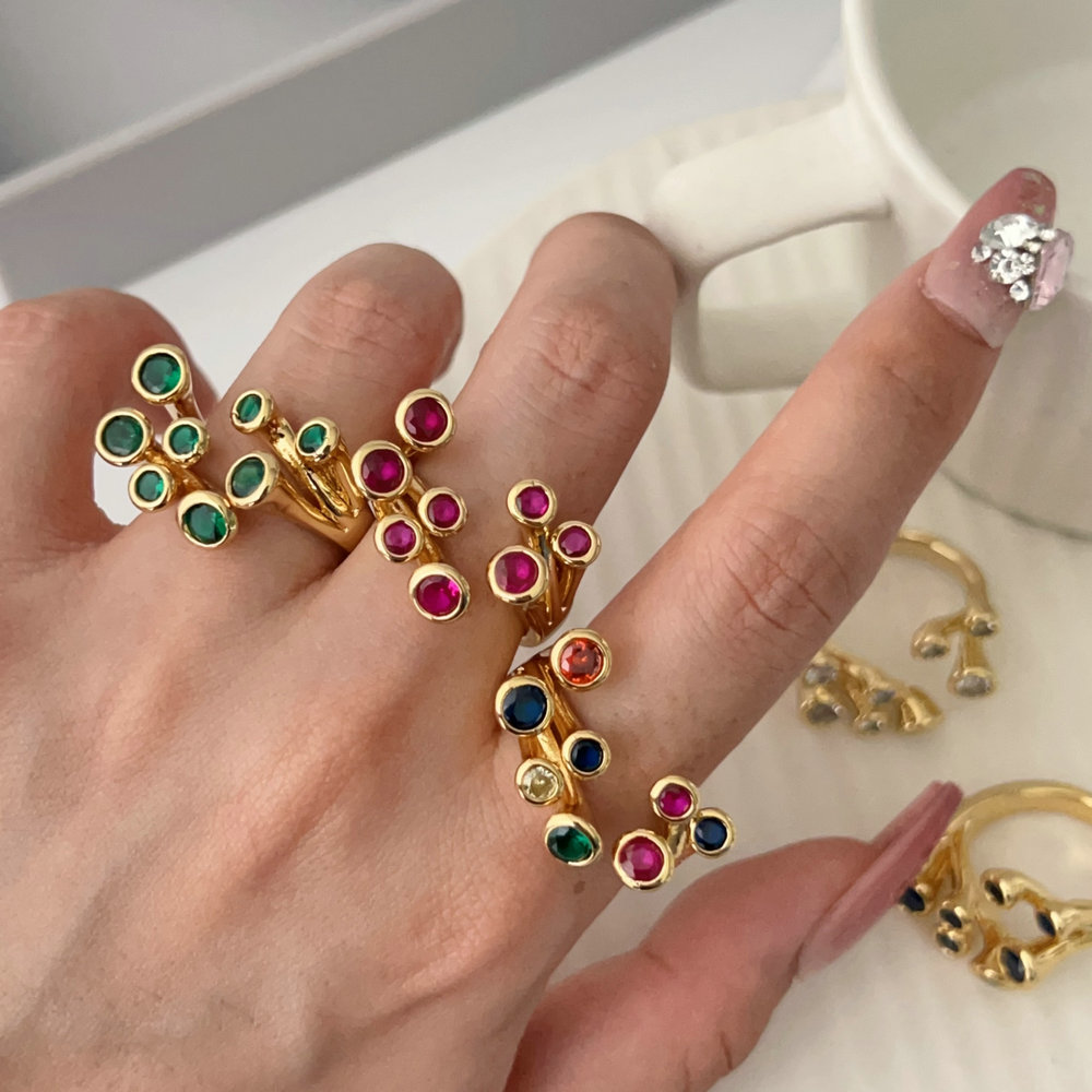 Pave flower ring