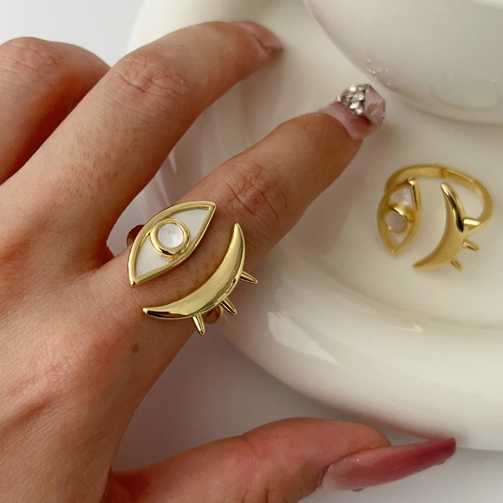 Shell eye ring
