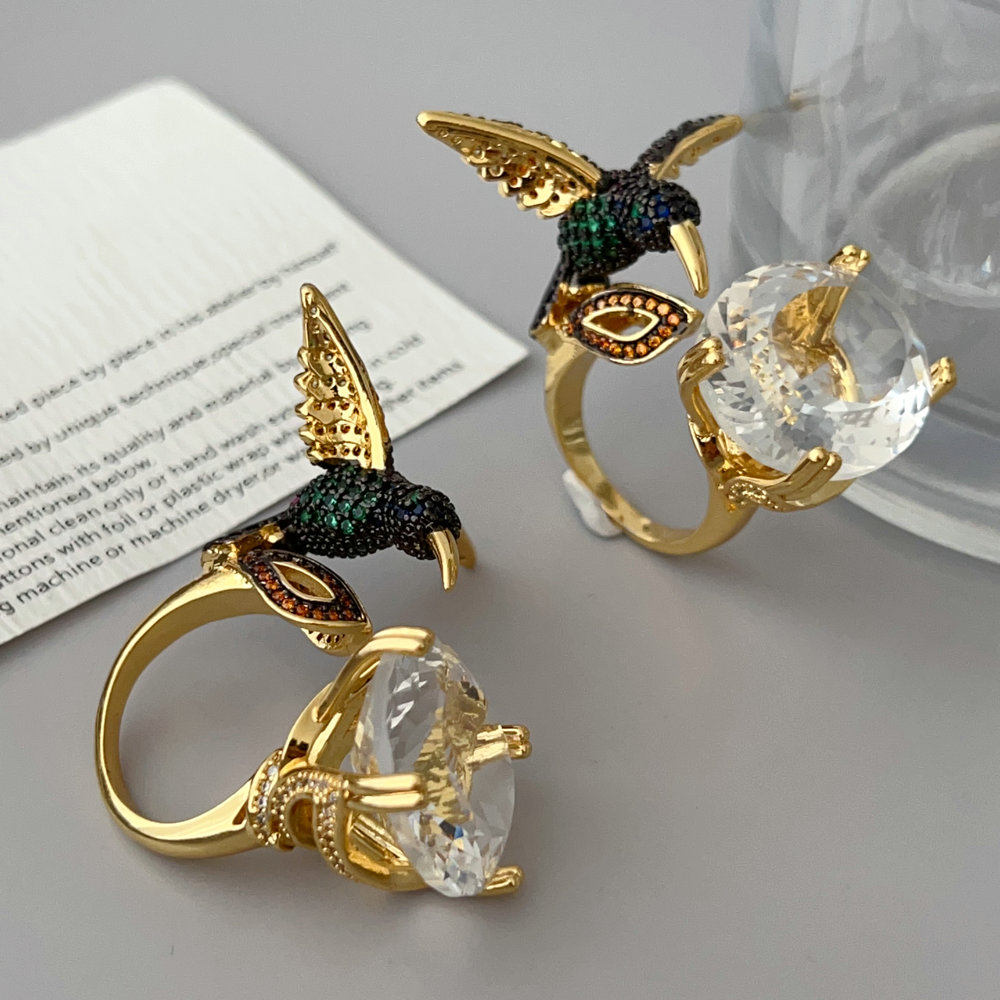 Colorful bird ring