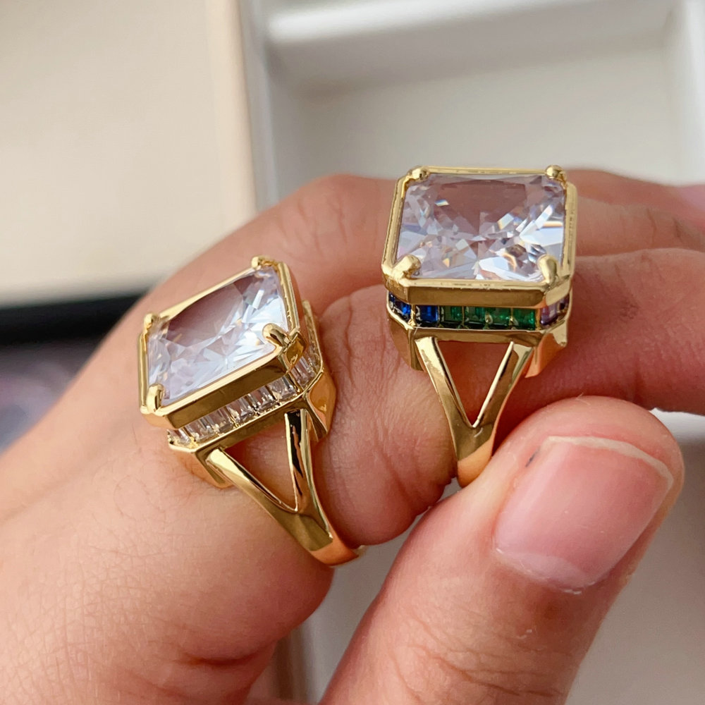 Pave square ring