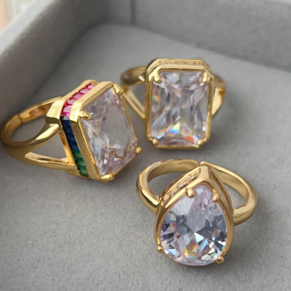 Pave zircon ring