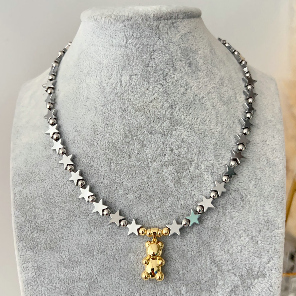 Hemitita star necklace with teddy charm