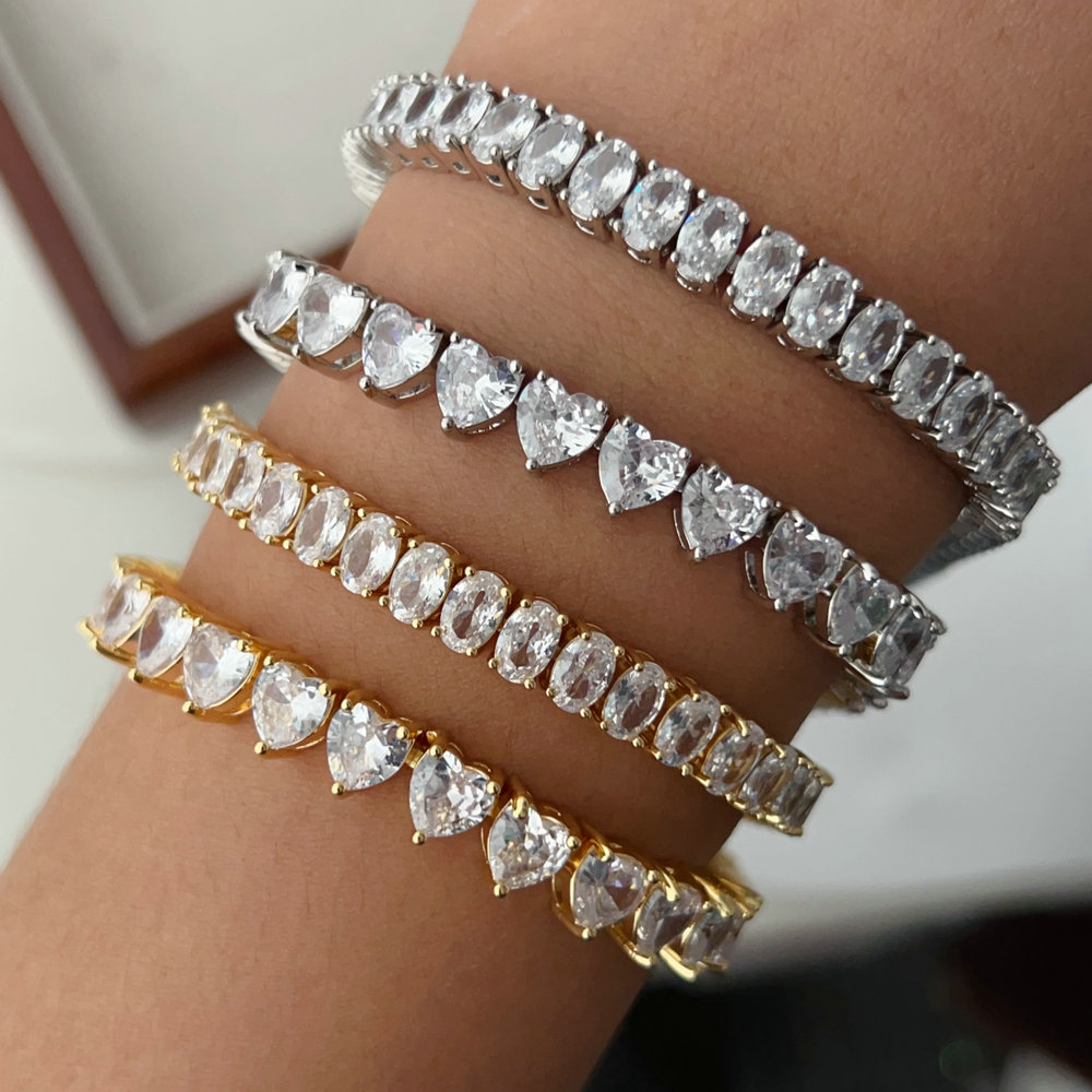 Pave zircon heart bracelet