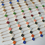 Eight clover shell necklace