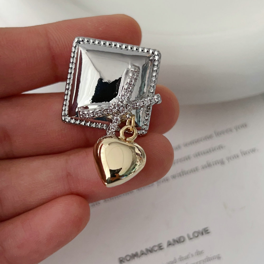 Cross square earrings