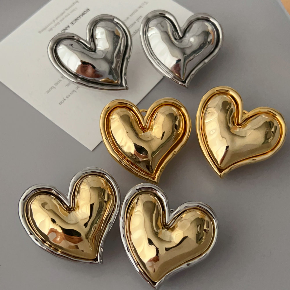 Metal heart chunky earrings