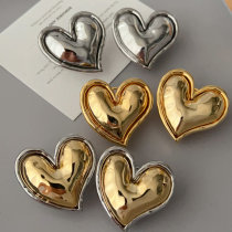 Metal heart chunky earrings