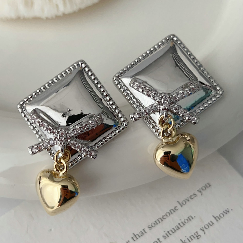 Cross square earrings