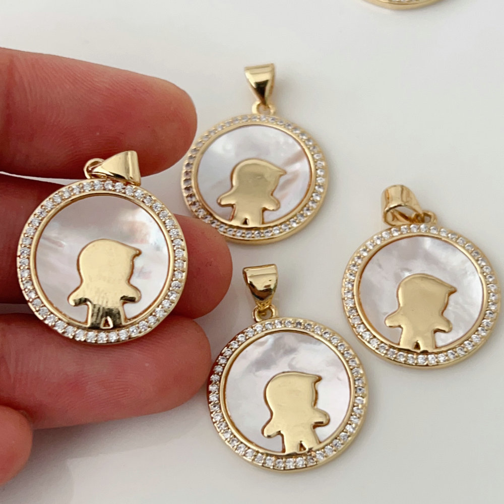 Shell boy round charm