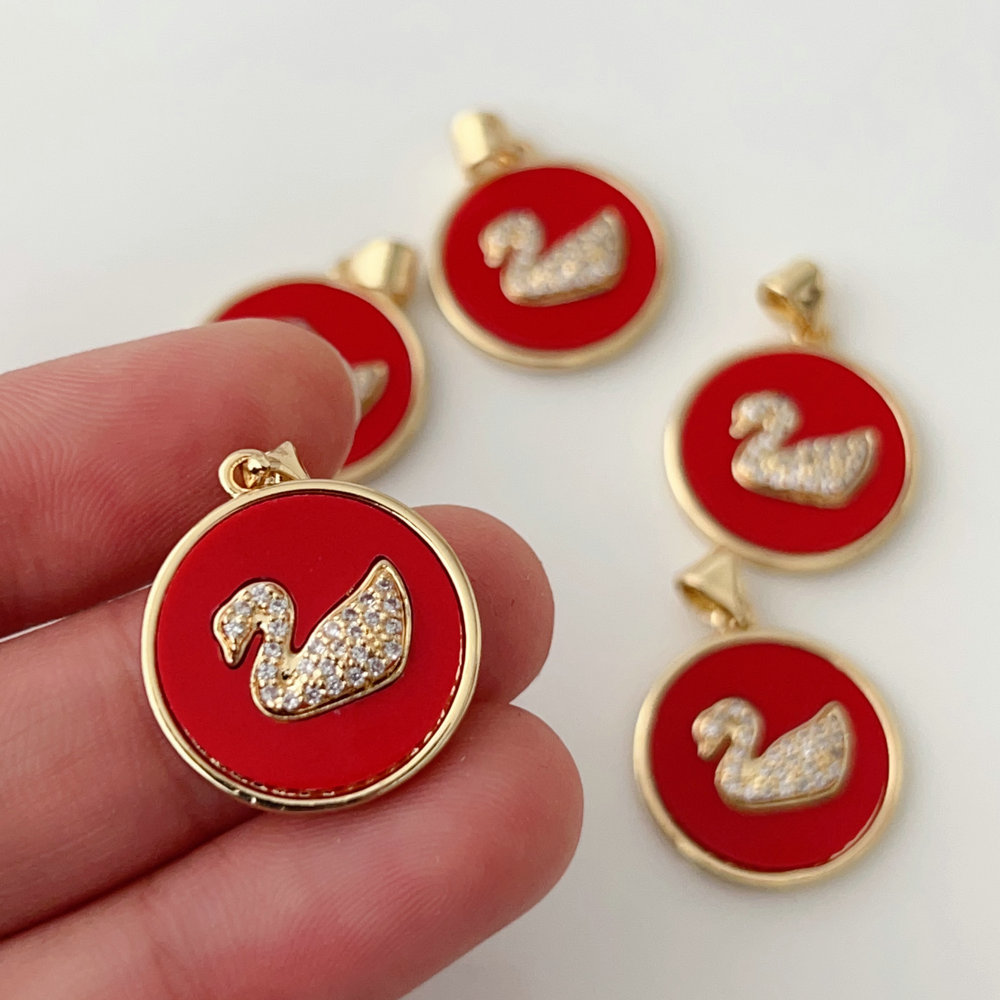 Swan Round Pendant