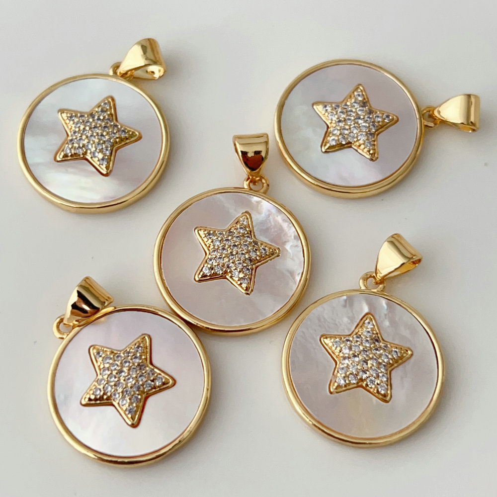 Shell star charm