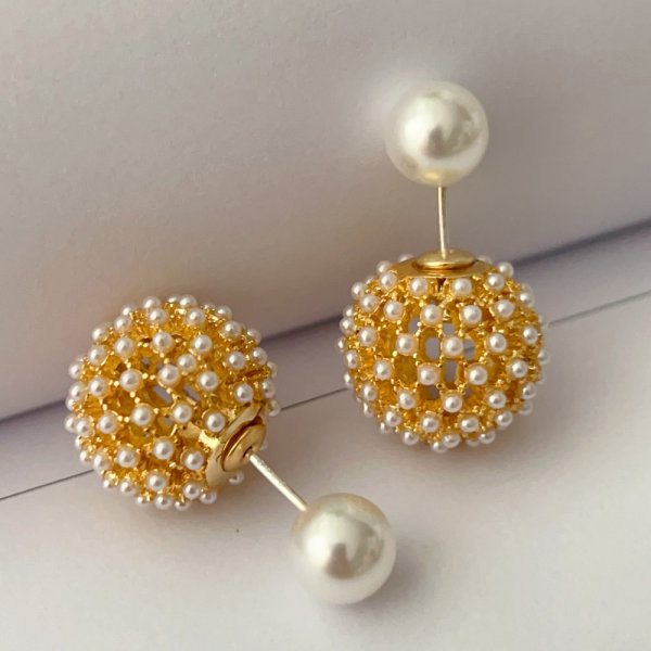 Pearl ball earrings