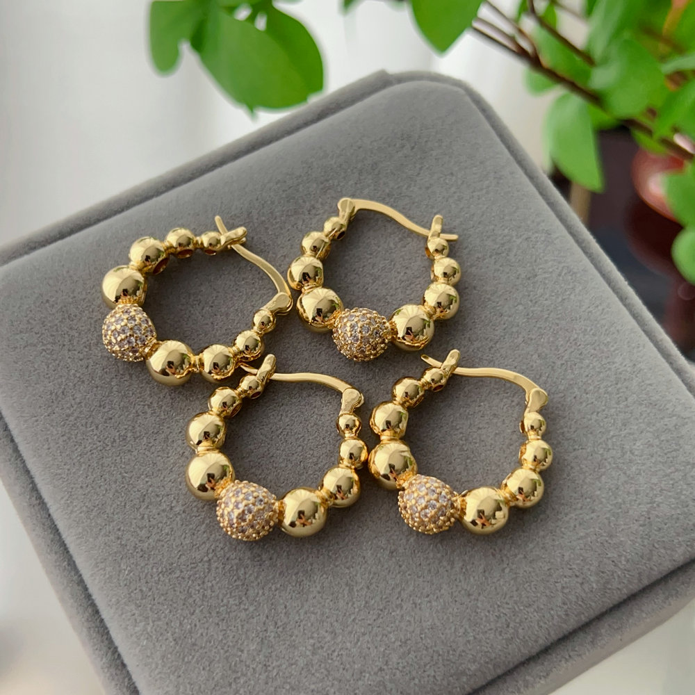 Pave ball hoop