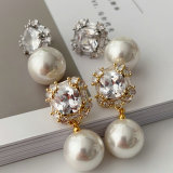Pearl drop square earrings