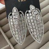 Pave zircon chunly arrow earrings