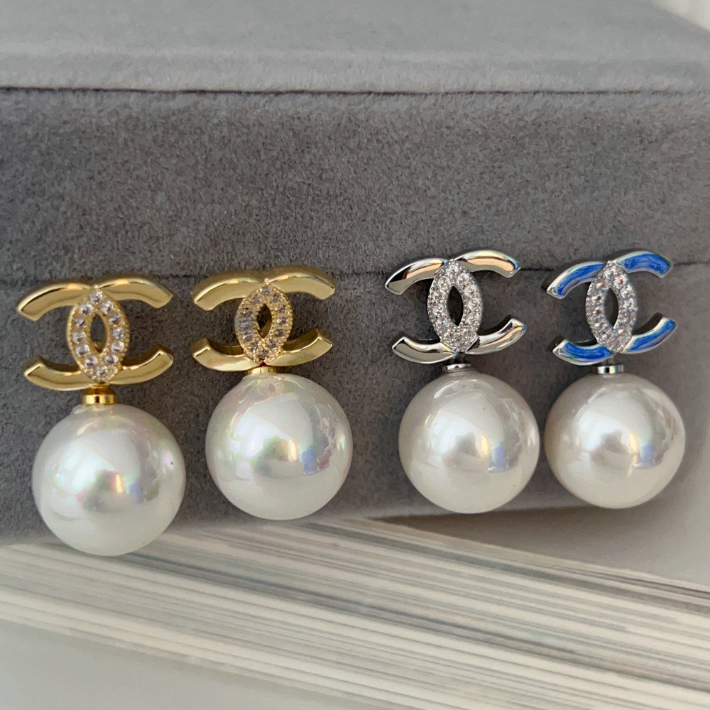 Pearl drop channel earrings