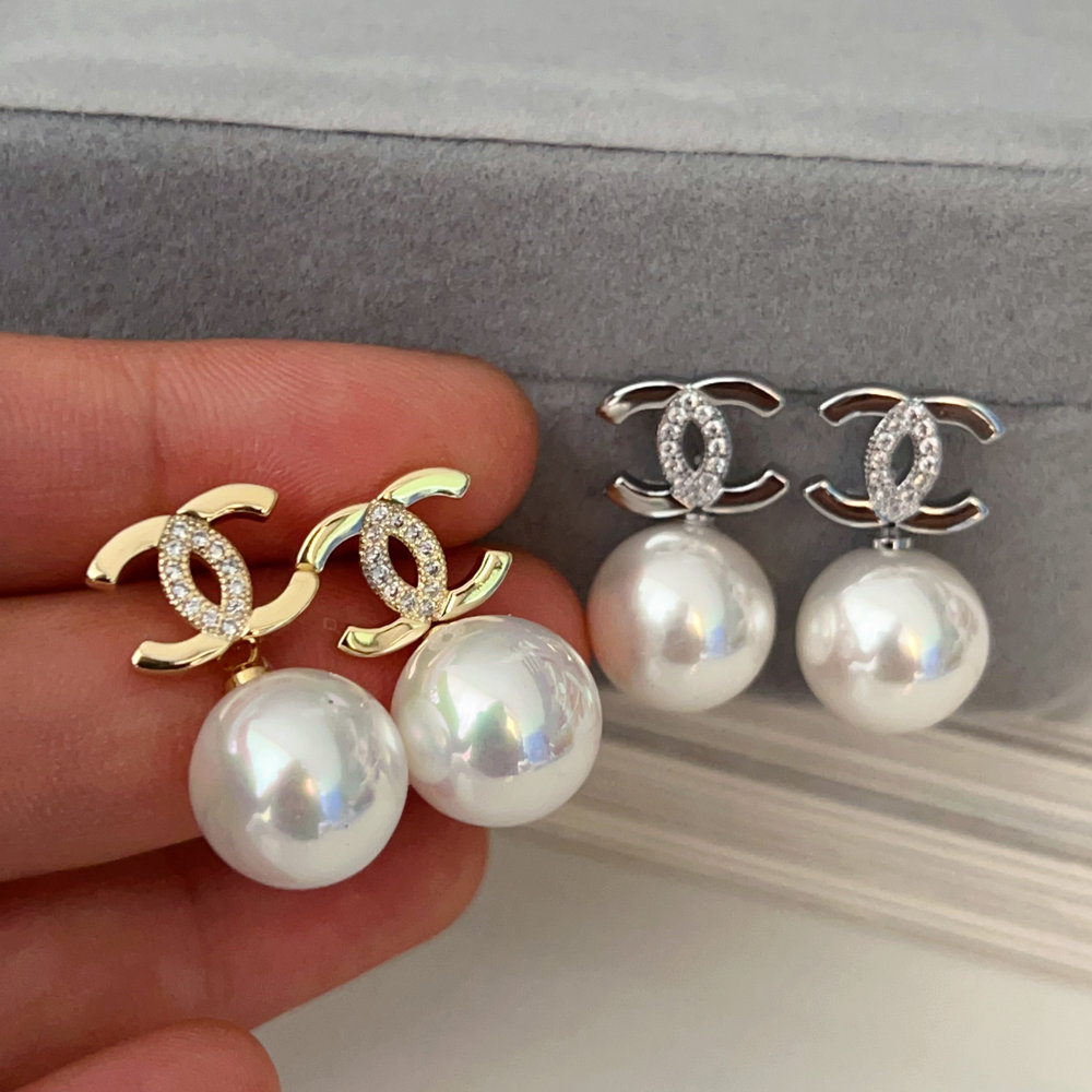 Pearl drop channel earrings