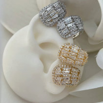 Pave fashion ear stud