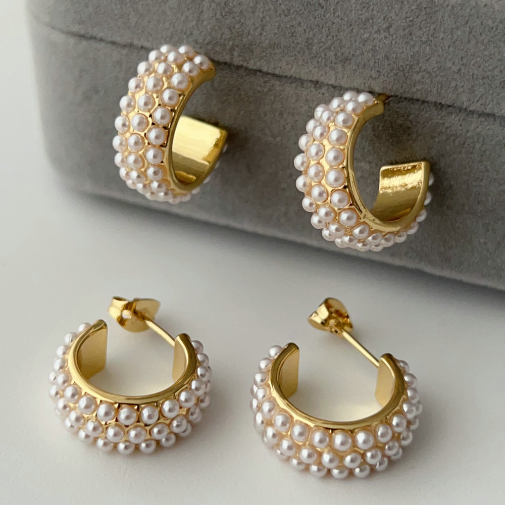 Pearl hoop