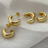 Metal square earrings