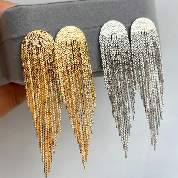 Fashion metal chain tassel earrings