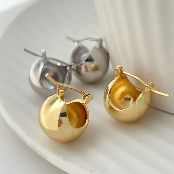 Metal ball earrings