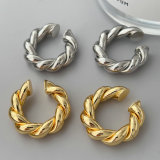 Twist chunky ear cuff