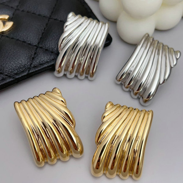 Chunky metal square earrings