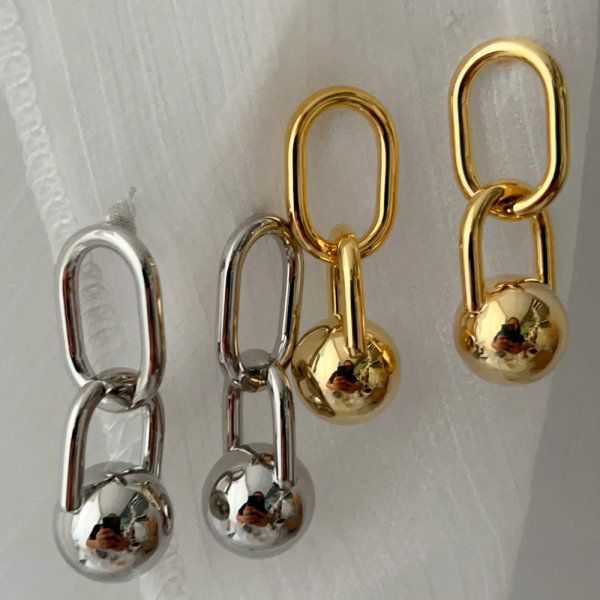 Chunky chain ball earrings