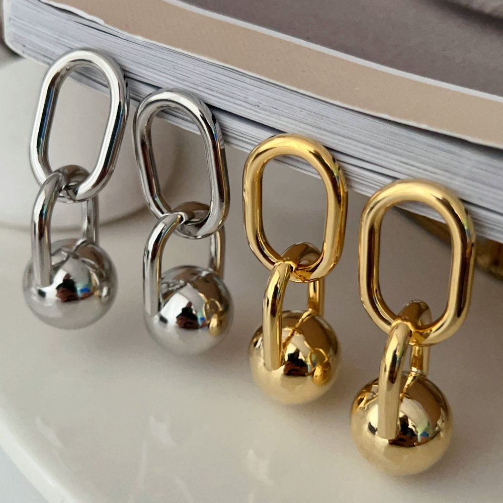 Chunky chain ball earrings
