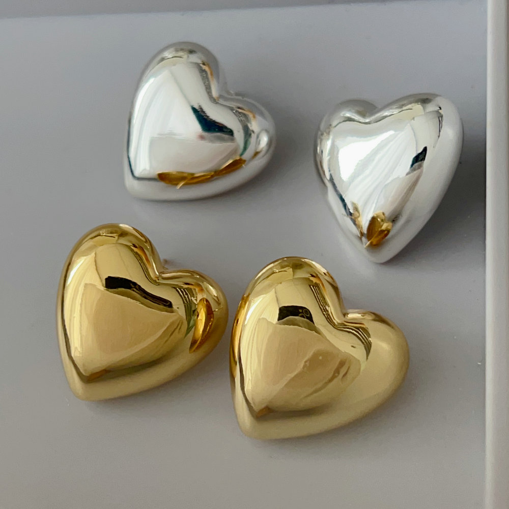 Metal heart earrings