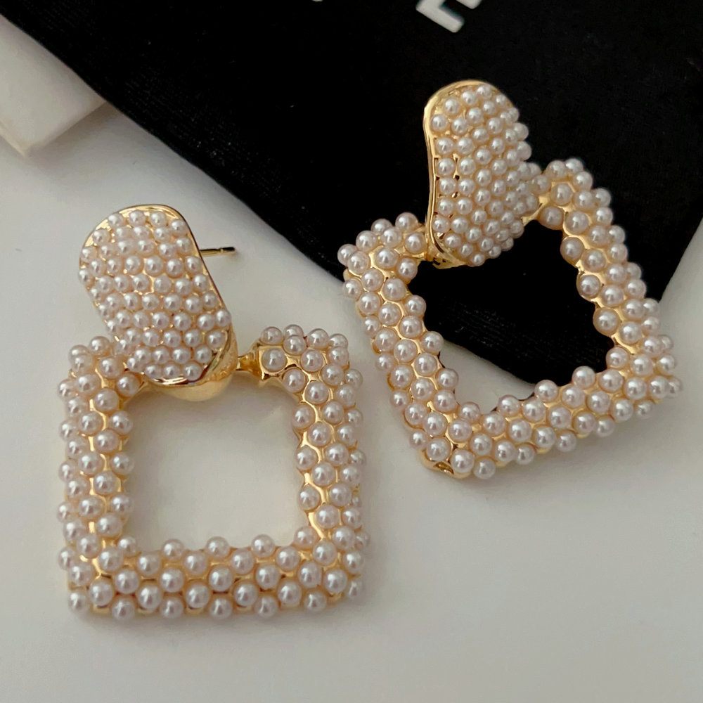 Square pearl earrings