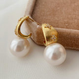 Round pearl drop earrings