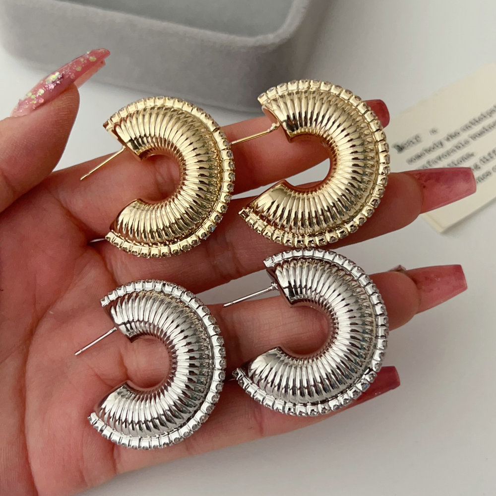 Chunky hoop